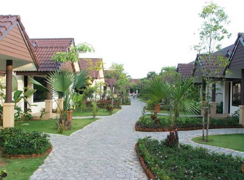 Laluna Hotel And Resort, Чианграй Экстерьер фото