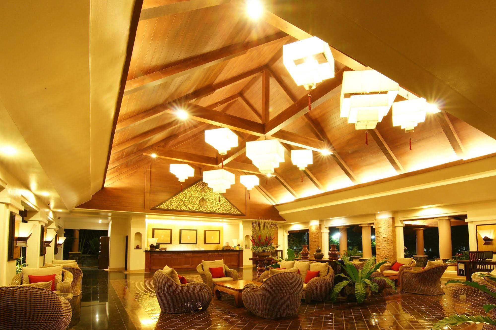 Laluna Hotel And Resort, Чианграй Экстерьер фото