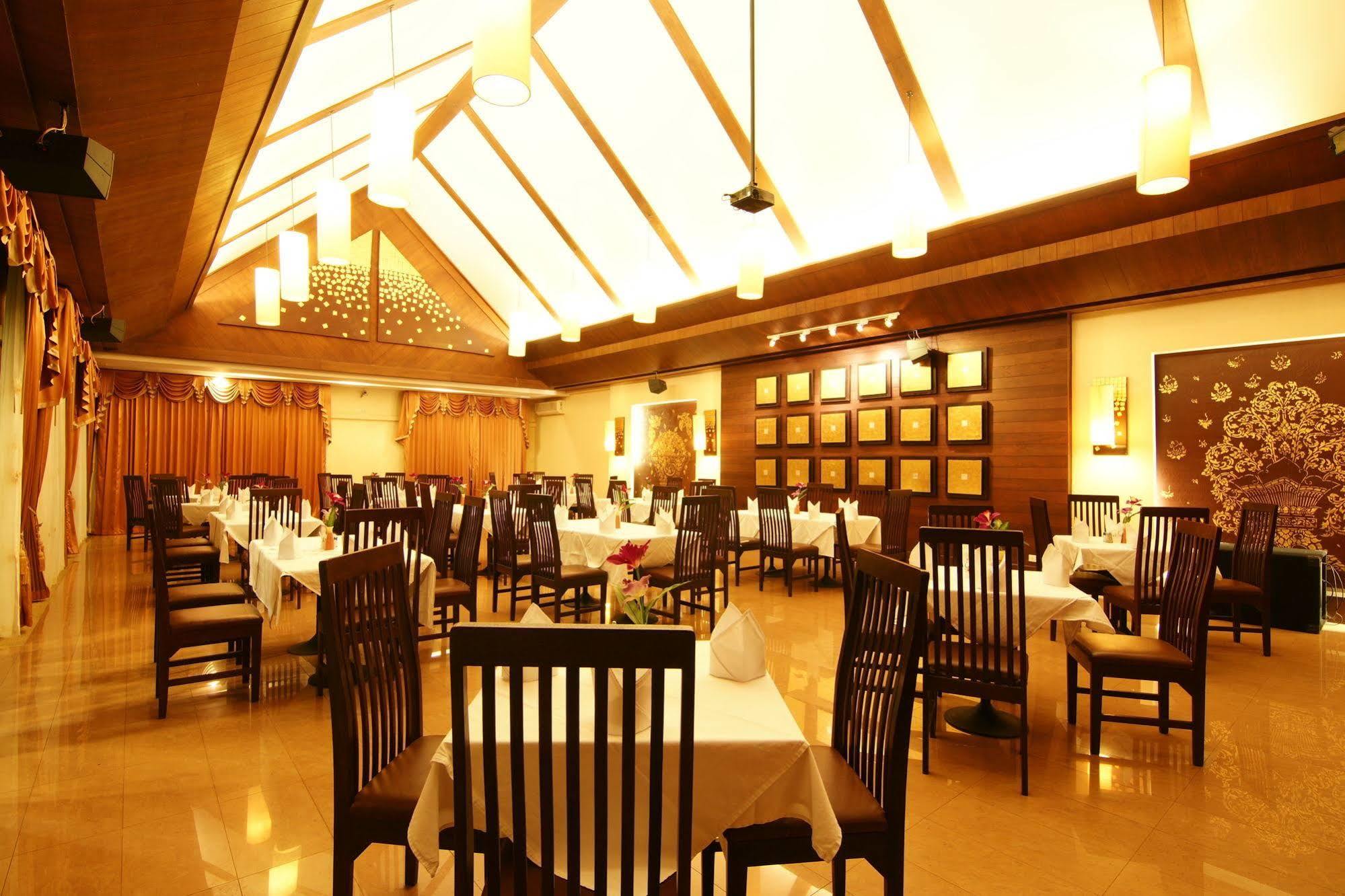 Laluna Hotel And Resort, Чианграй Экстерьер фото